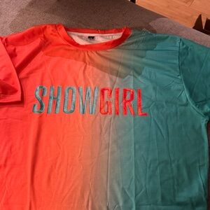 'SHOWGIRL' Gradient T-Shirt size L so cute Great for Taylor Swift fan